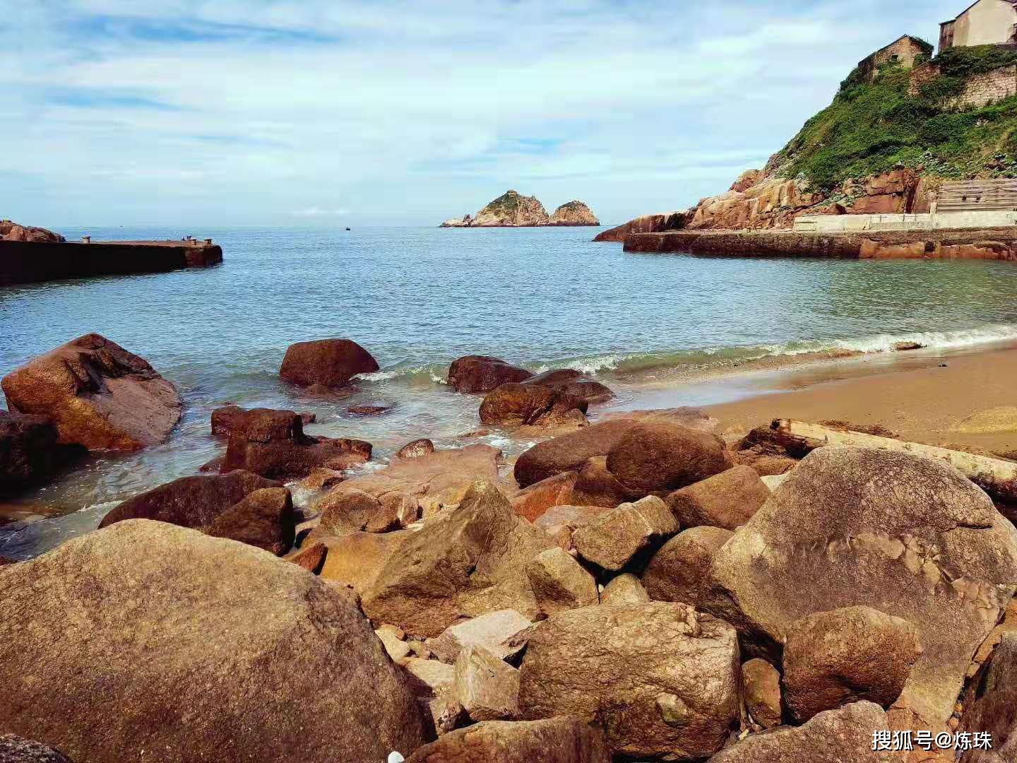 嵊泗县嵊山镇荒凉的无人岛