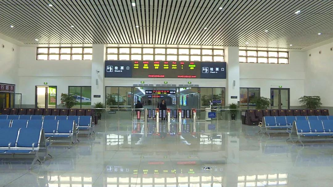 元谋站坚守50年功成身退元谋西站来了