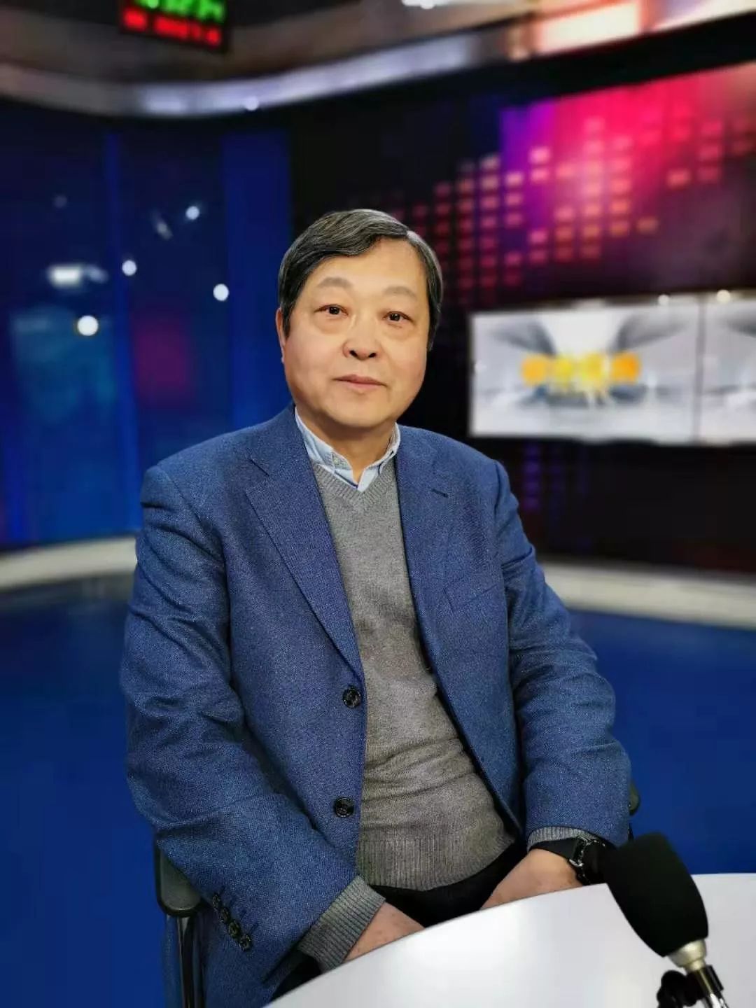 《都市侃房》1月2日看点_訾洪翔