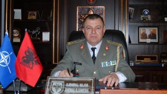 歼7战斗机的东欧小国,兵力一万多人,最高军衔仅为少将_马尔·琼克西