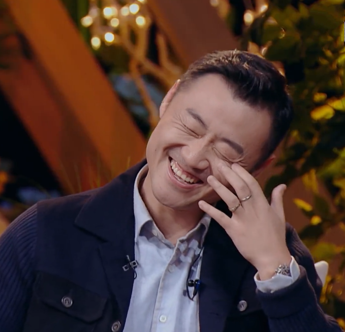 经常说狠话爱怼姜山的李娜,也深情表白山哥,让这个平时憨憨的不善言辞