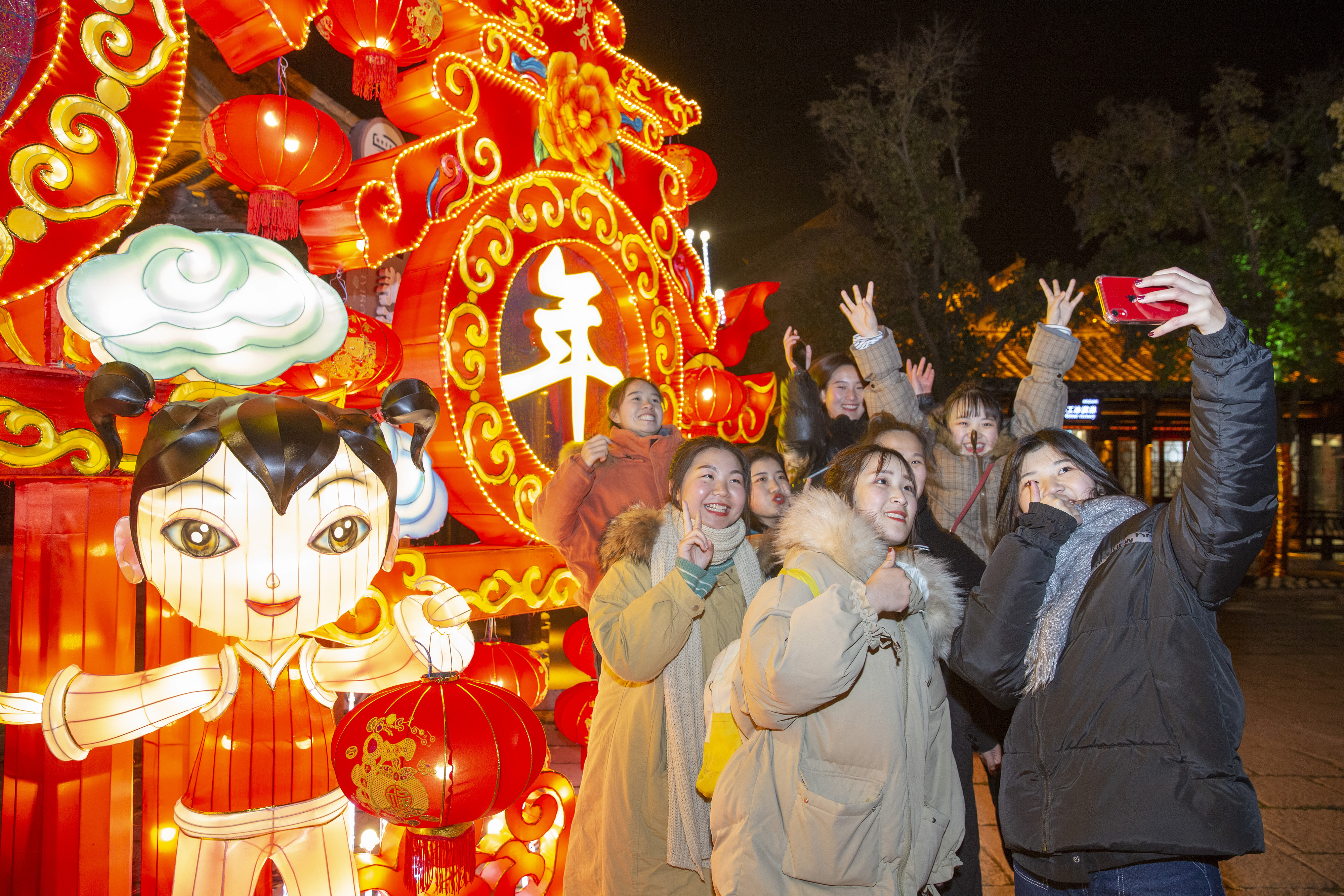 山东枣庄台儿庄红红火火迎新年