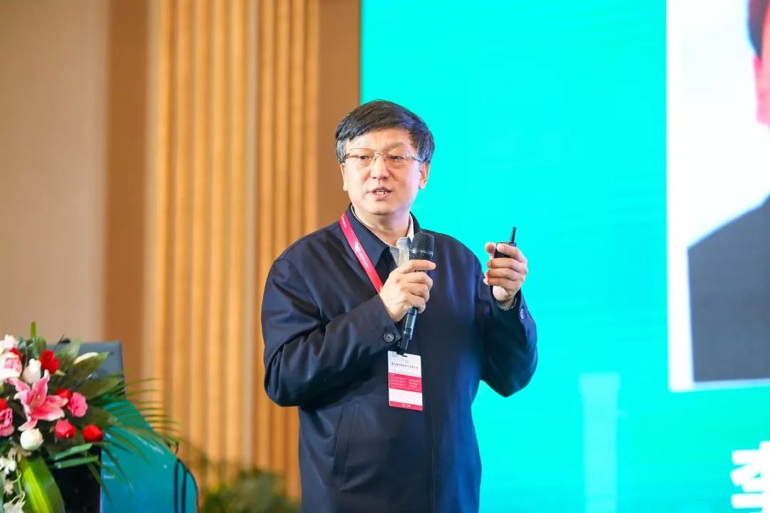 石油工程专家主持27日的会议,对康玉柱院士,西南石油局总经理甘振维