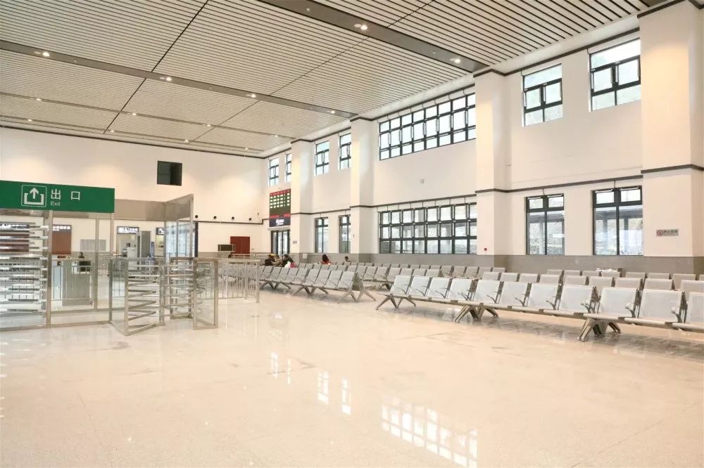 完善中的石泉县火车站为了保障大家能有一个好的乘车环境春节将至如