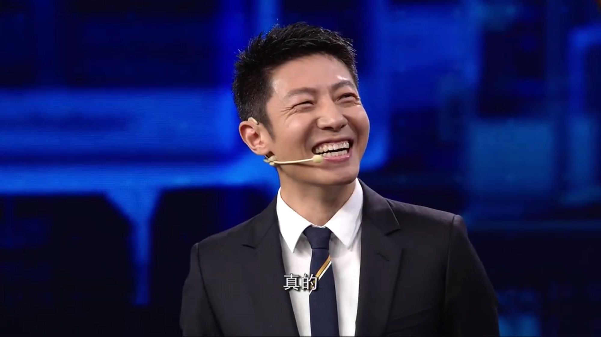 原创撒贝宁问朱婷:国足男篮男排找对象选谁 朱婷:男排,肥水不流外人田