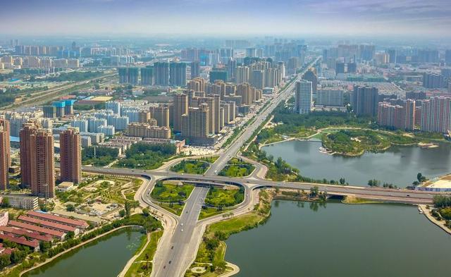 2001年10月31日,菏泽市区双河立交桥竣工通车,结束了菏泽市没有城市