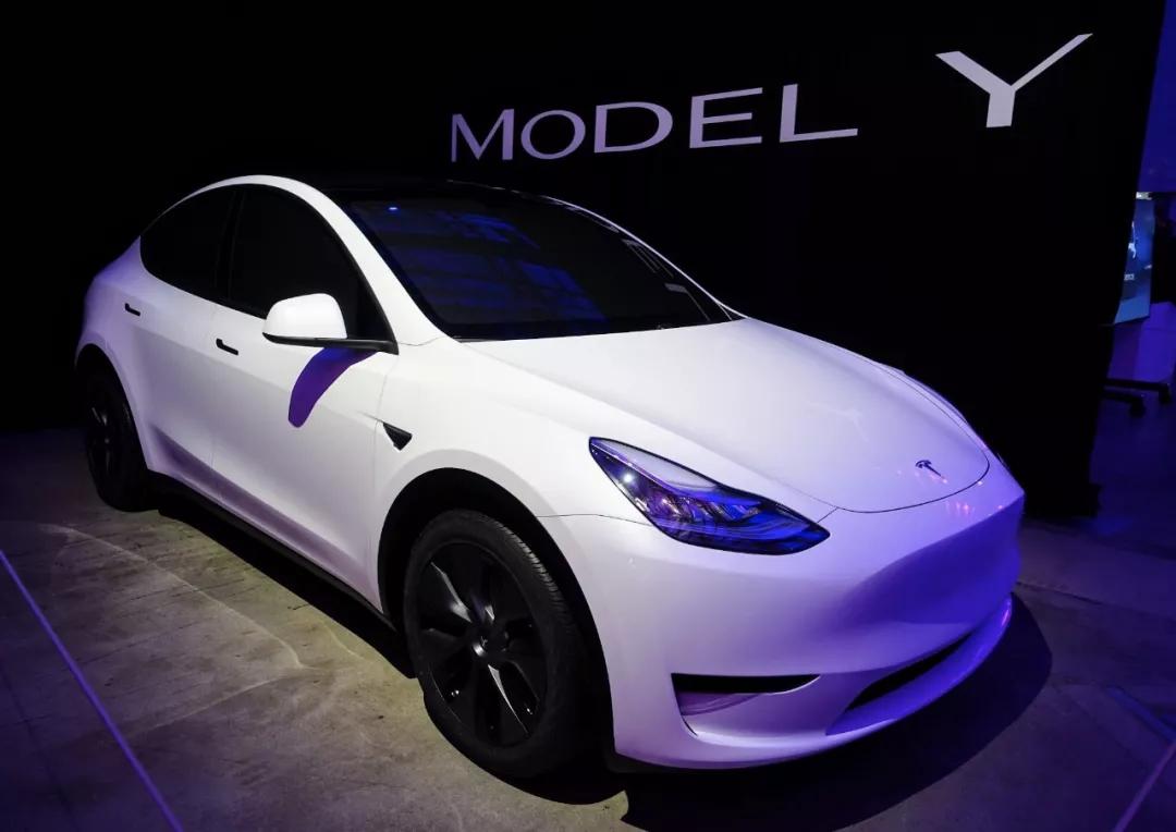 特斯拉model y