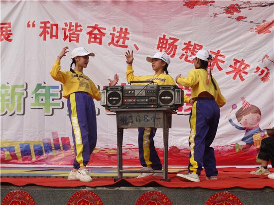 東坡區(qū)柳圣小學(xué)2020慶元旦主題文藝匯演活動(圖5)