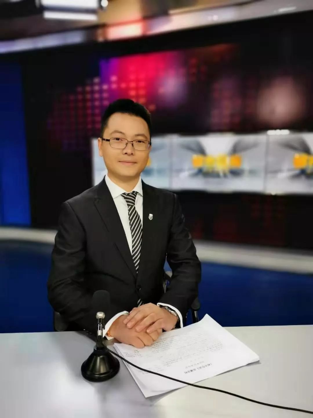 《都市侃房》1月2日看点_訾洪翔