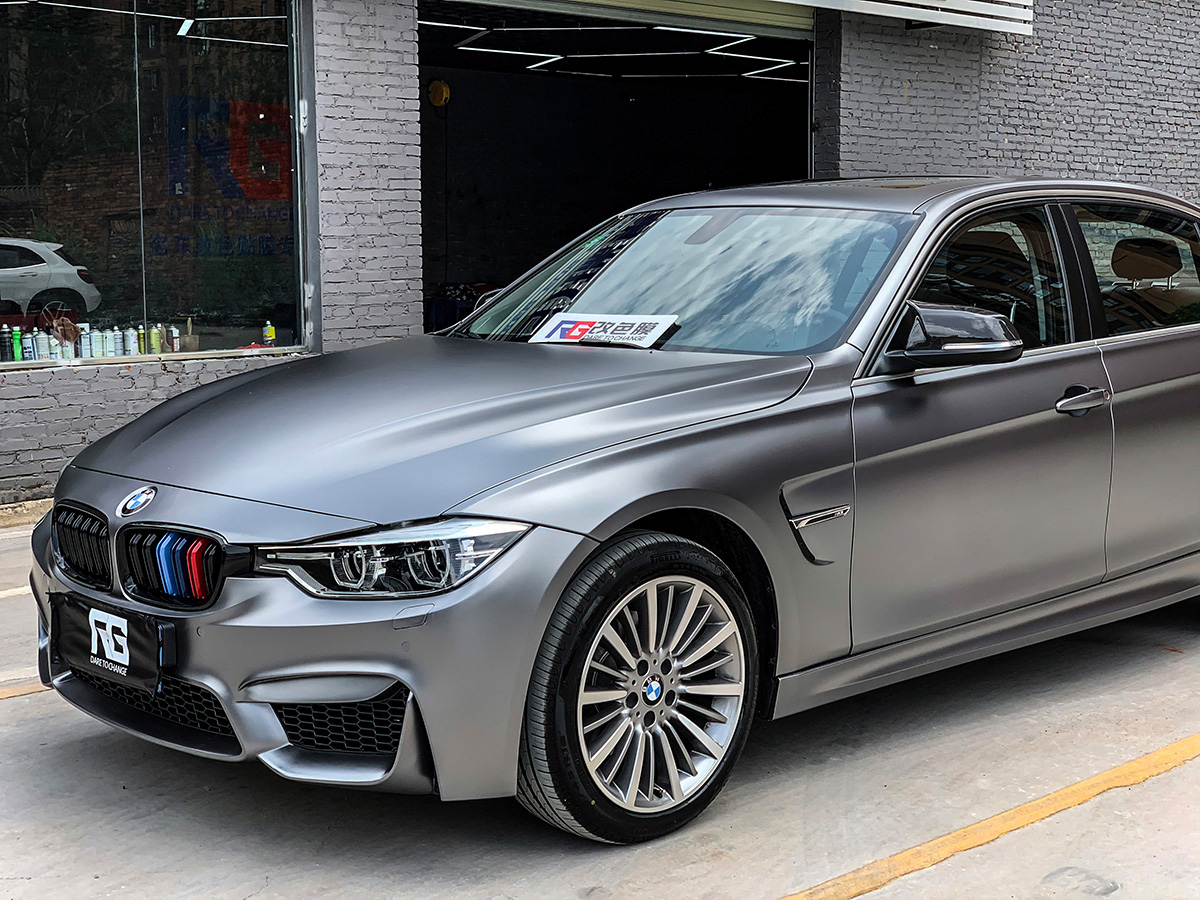 宝马3系车身改色电光钛灰 rg瑞集改色膜云南昆明加盟店出品