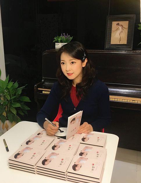 真漂亮的圆脸美女,小邓丽君 陈佳 是哪年生的?