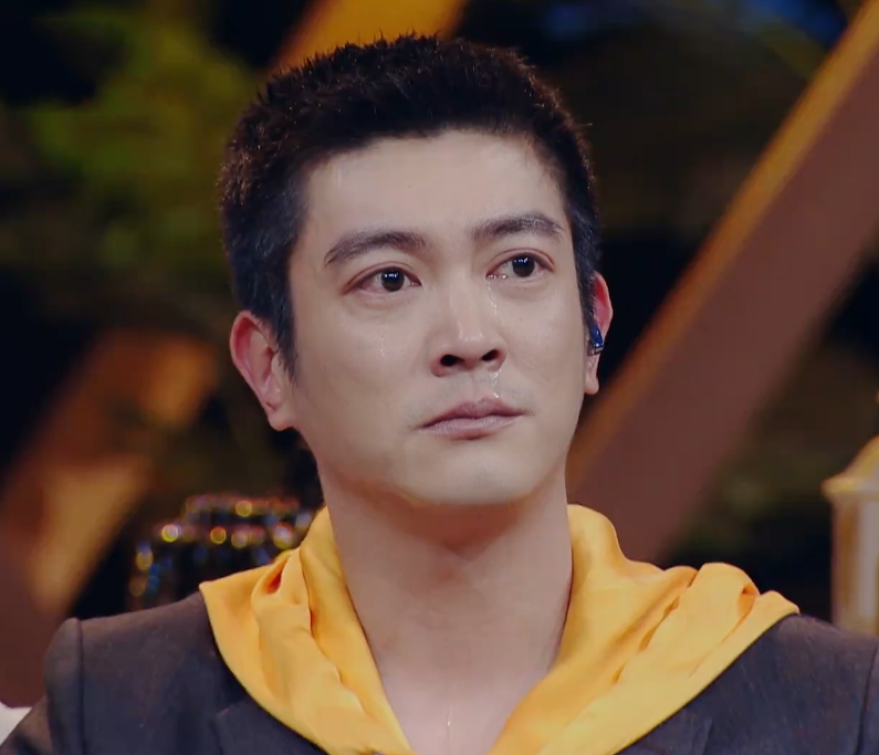 经常说狠话爱怼姜山的李娜,也深情表白山哥,让这个平时憨憨的不善言辞