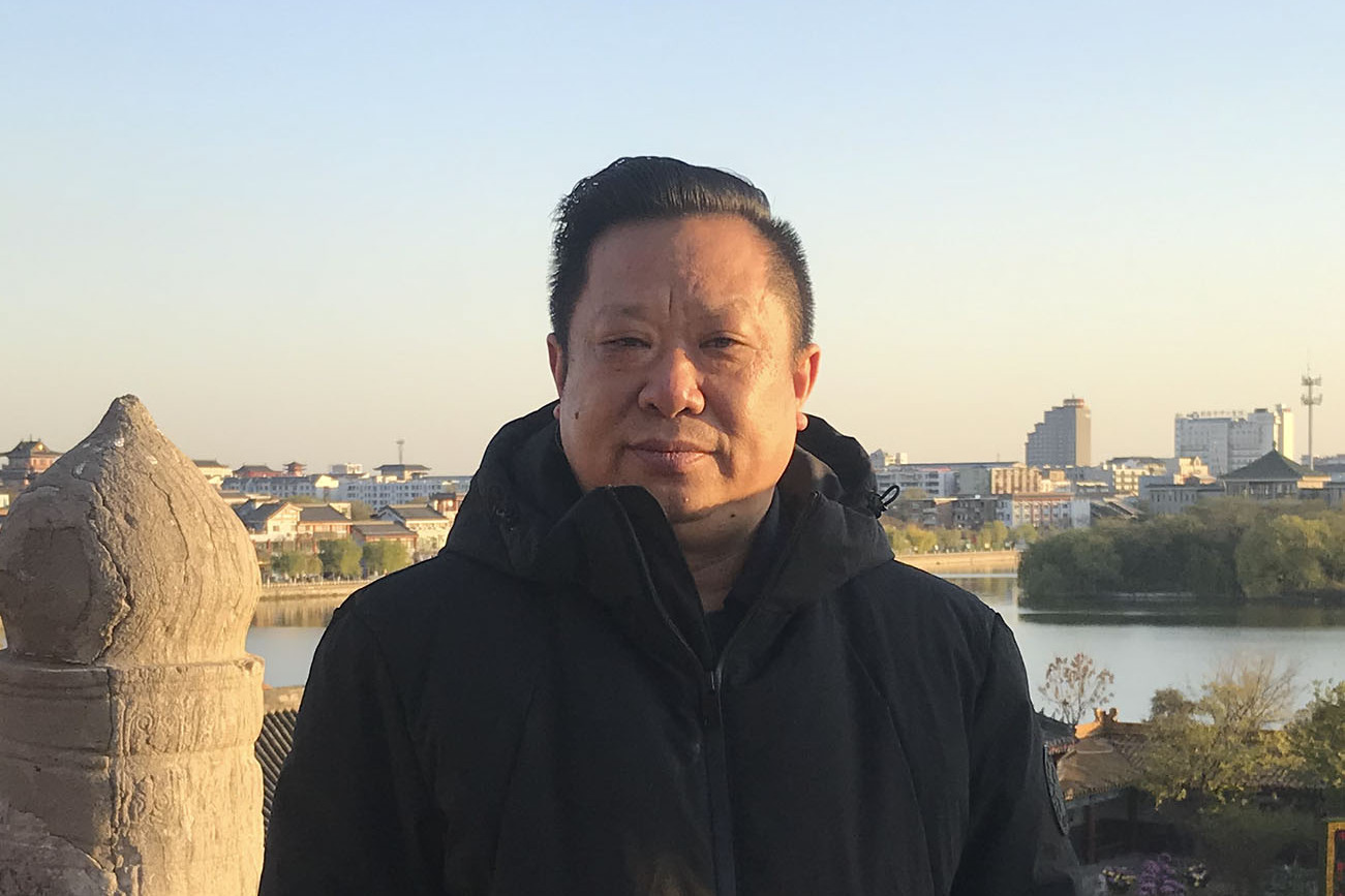 百家艺术|水墨含清晖——王信聪山水画作品赏析