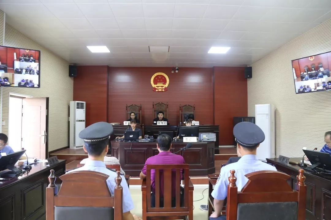 由玉林市福绵区人民检察院起诉的被告温某,宁某基,冯某庆非法占用农用