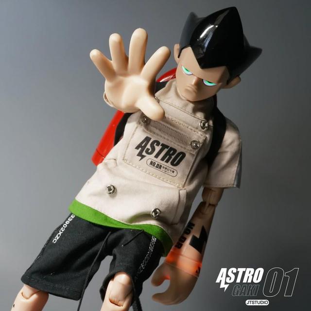 潮玩资讯：J.T Studio Astro Gaki 1/6 比例人偶_手机搜狐网