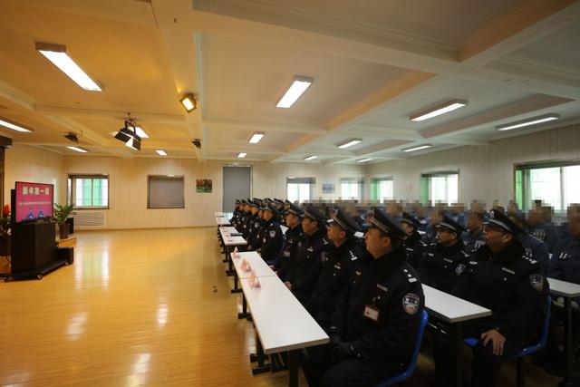 省红石岩监狱开展"新年第一课"政治改造系列活动