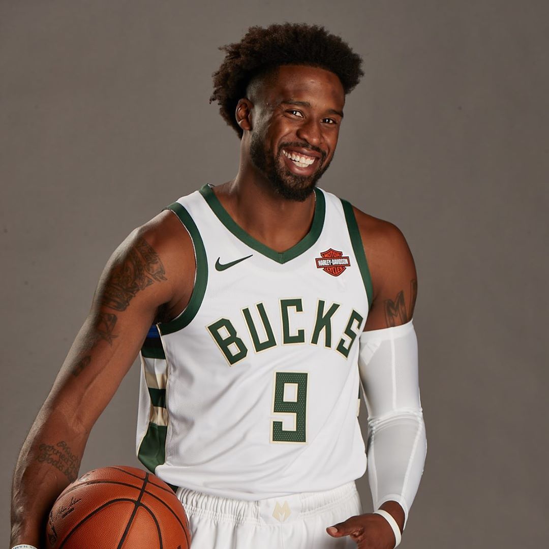 2分险胜!唐斯和维金斯都缺席了,字母哥还要不讲理