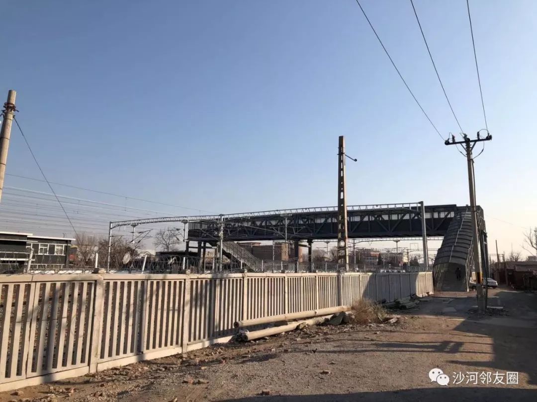 京张高铁沙河站 | 人行天桥正式投入使用