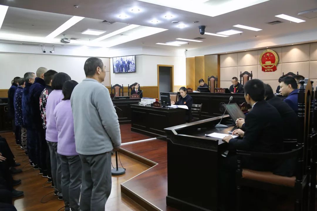 大快人心台州這22名黑社會被抓老大被判25年