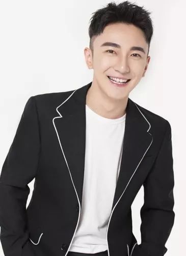 江苏综艺频道主持人 蔺清瑜江苏综艺频道主持人 孙嬿婉男歌手现场pk决