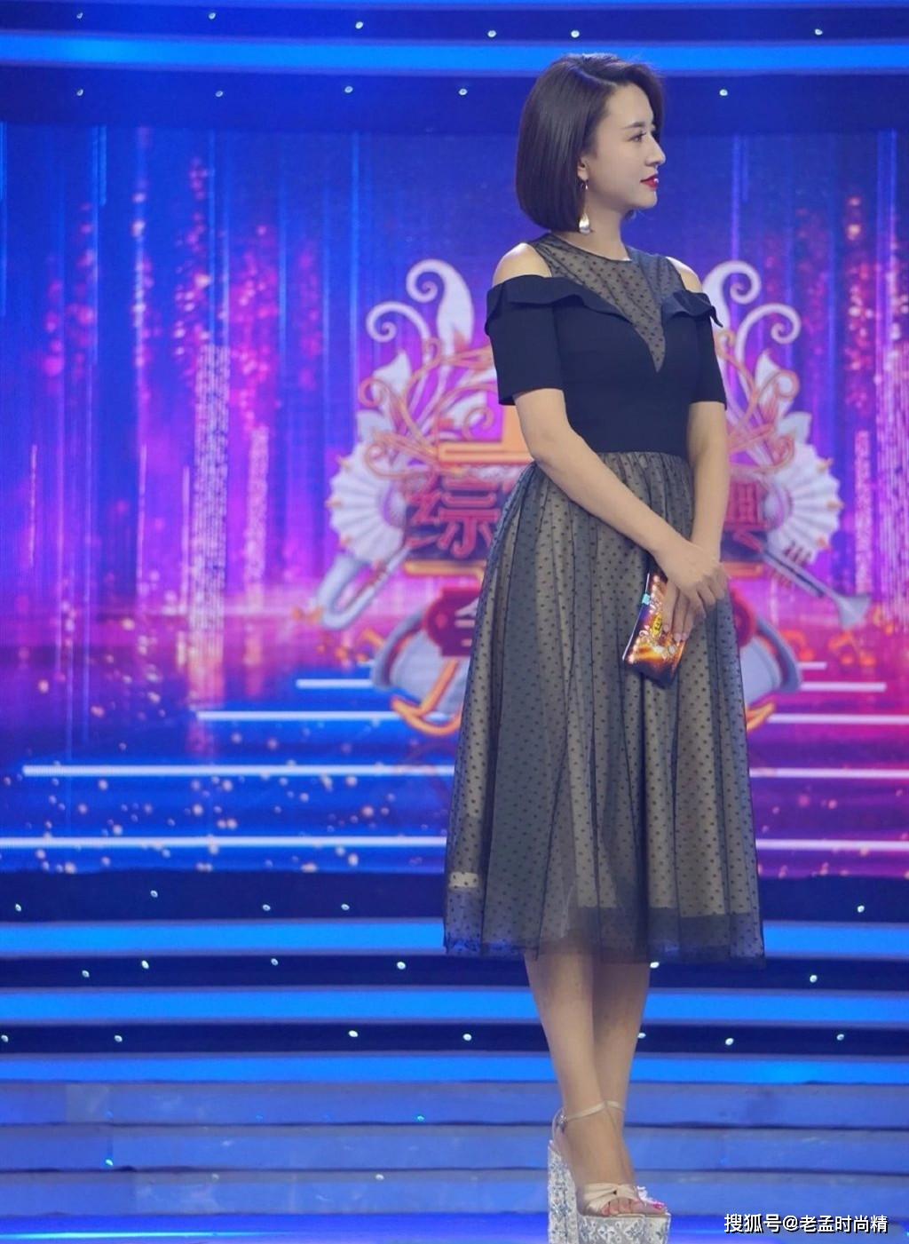 张蕾竟无缘央视《主持人大赛》, 曾经的冠军如今存在感渐少_李思思