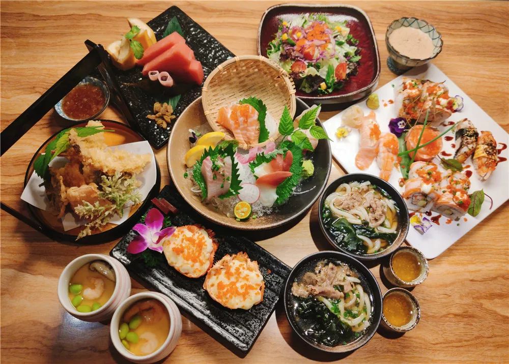 128元抢原价545元樱和里日料套餐餐前酒蟹籽沙拉茶碗蒸刺身三拼黄金蟹