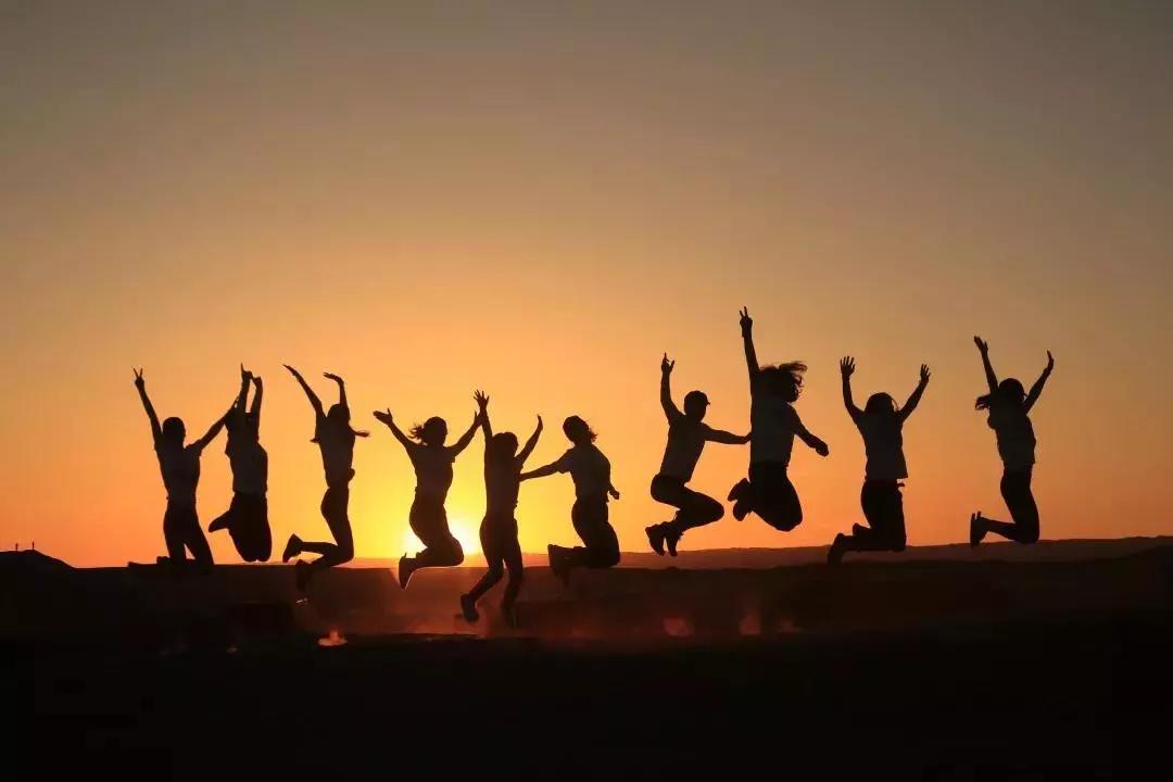 是一曲永恒的佳话是一段传奇他们是一个信念都不再只是一群人每一支从