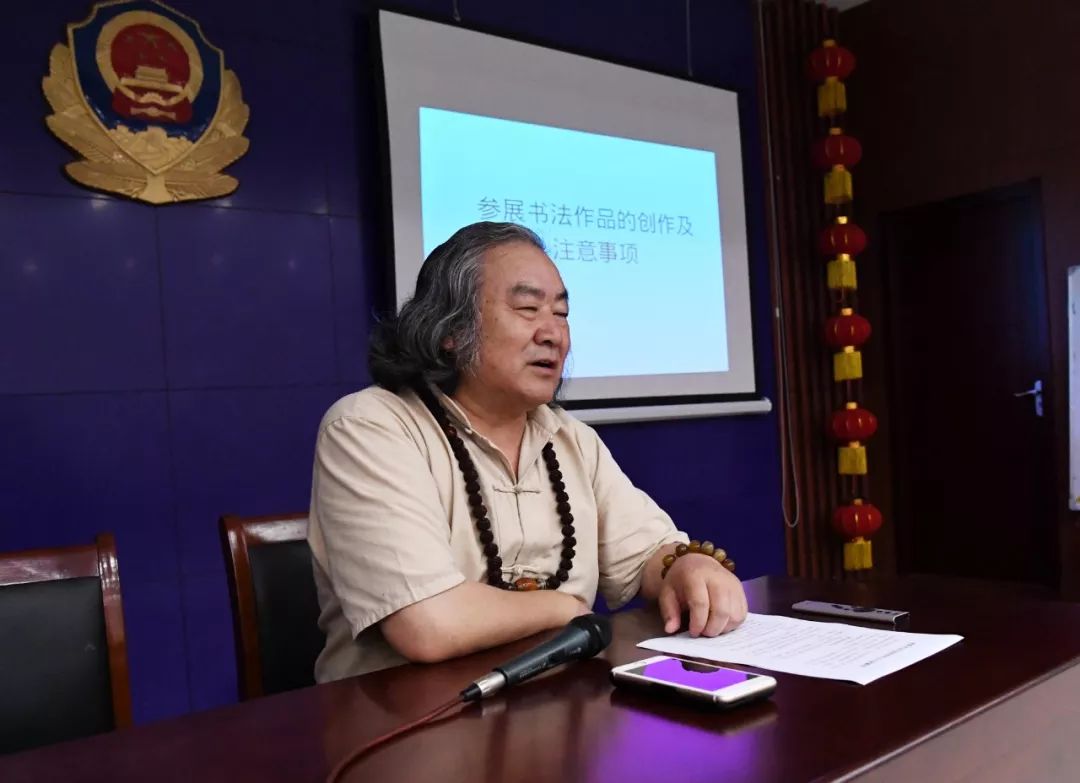 著名书法家张成银用汉简草书点亮文化乡愁