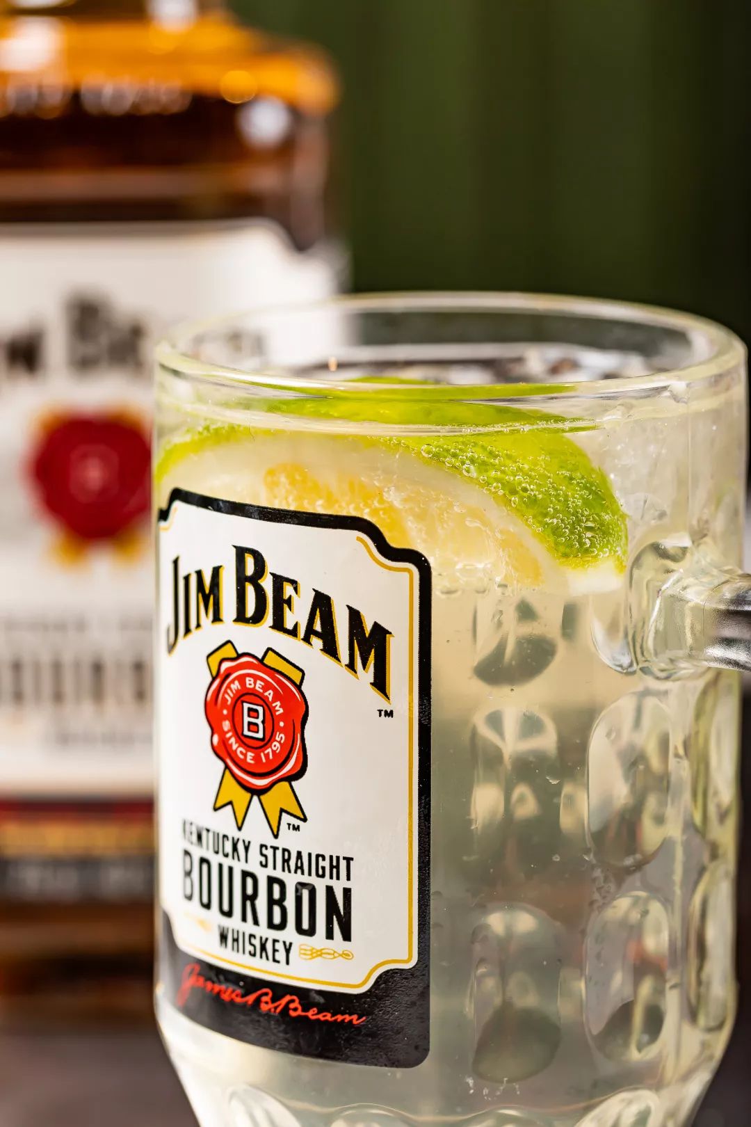 世间美好莫过于酒肉齐享,金宾送你一夜"嗨棒"!_聚餐