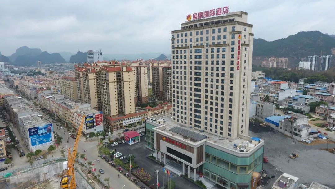 明仕长留山居酒店已经完成主体工程,展鹏四星级酒店实现试业;明仕国家