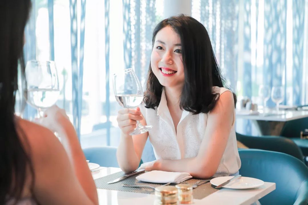 投稿方式:挑选自己最靓,最酷的照片或视频 文稿欢迎各位训练生踊跃