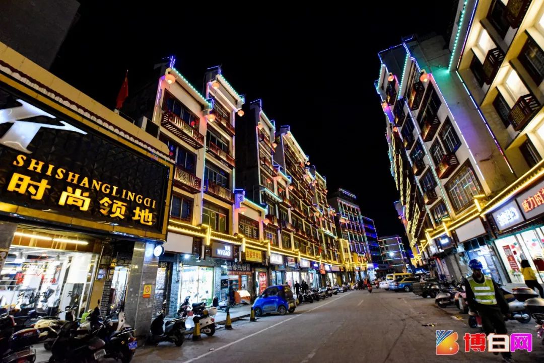 夜景美到爆!博白文化路,大街,新兴街竟然变成这样了!