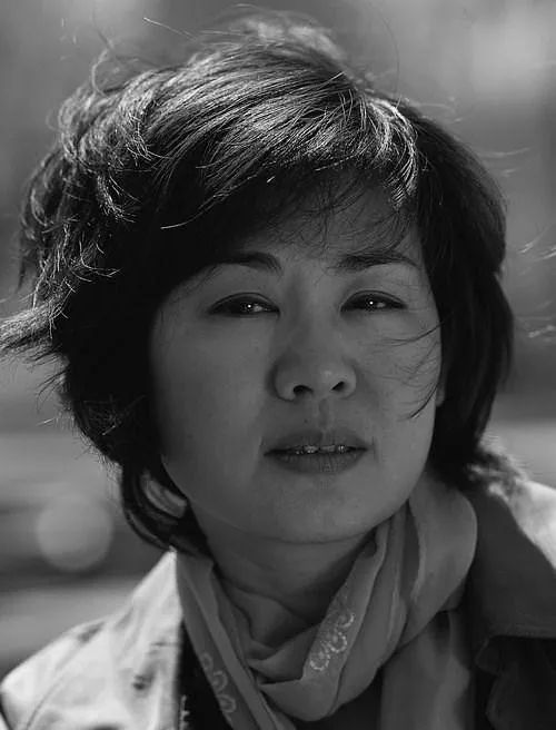 近期突然爆火的牧马人女主丛珊这30年怎么样了