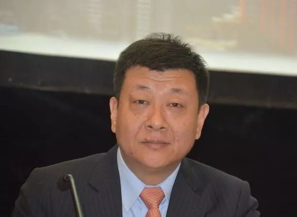 范瑞新心外科副主任血管病诊疗中心副主任中国医师协会心血管外科医师