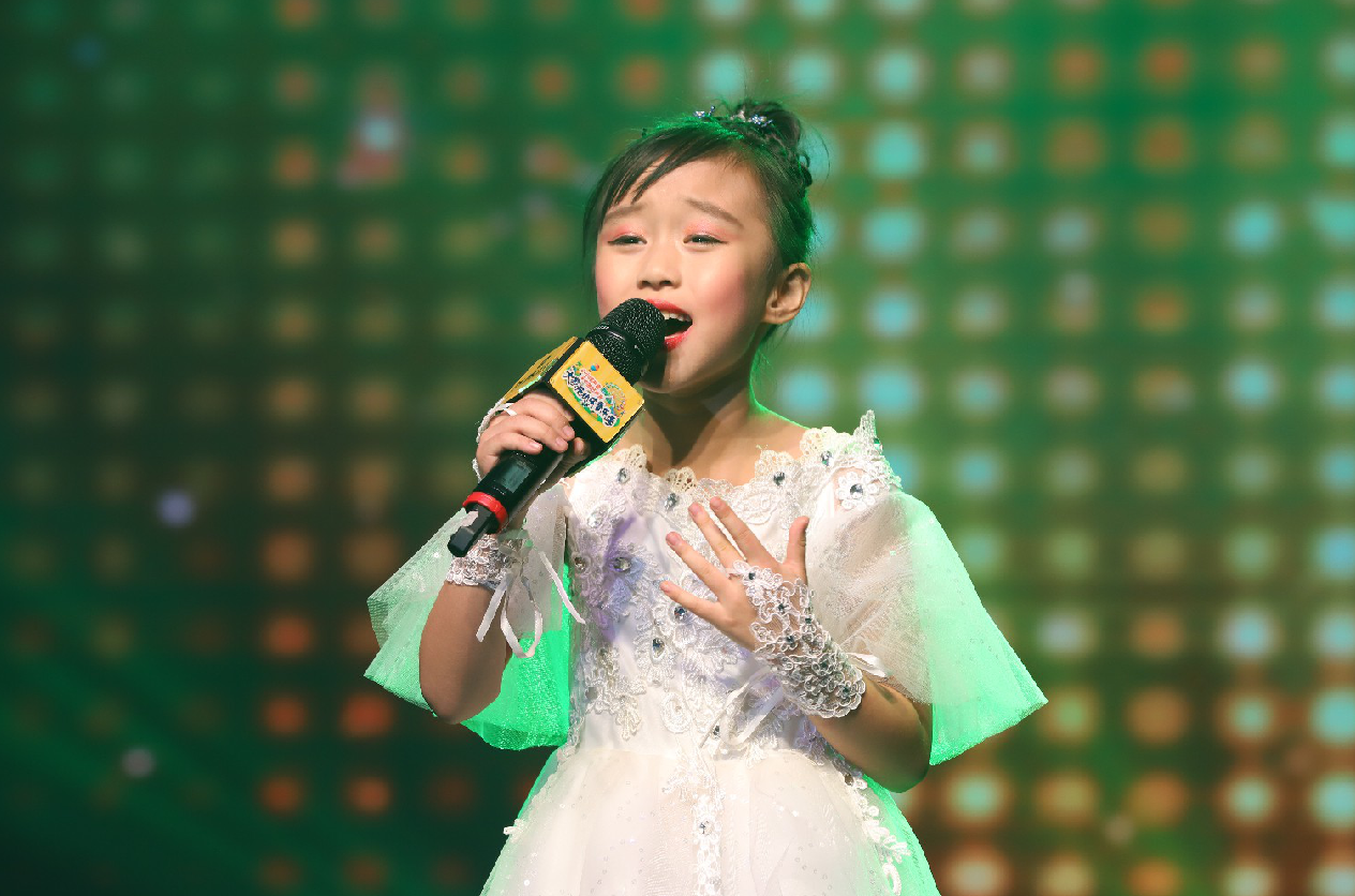 中国童声天籁之音冠军图片