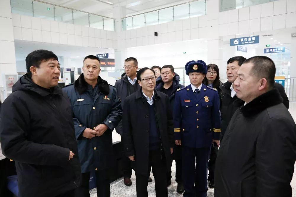 密集场所开展春节前消防安全检查,市政府副市长张跃文,副市长林宏坤