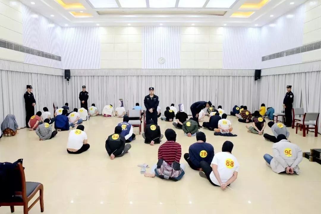 余名警力,对 东方市以张清为首的涉黑涉恶犯罪团伙开展集中收网行动