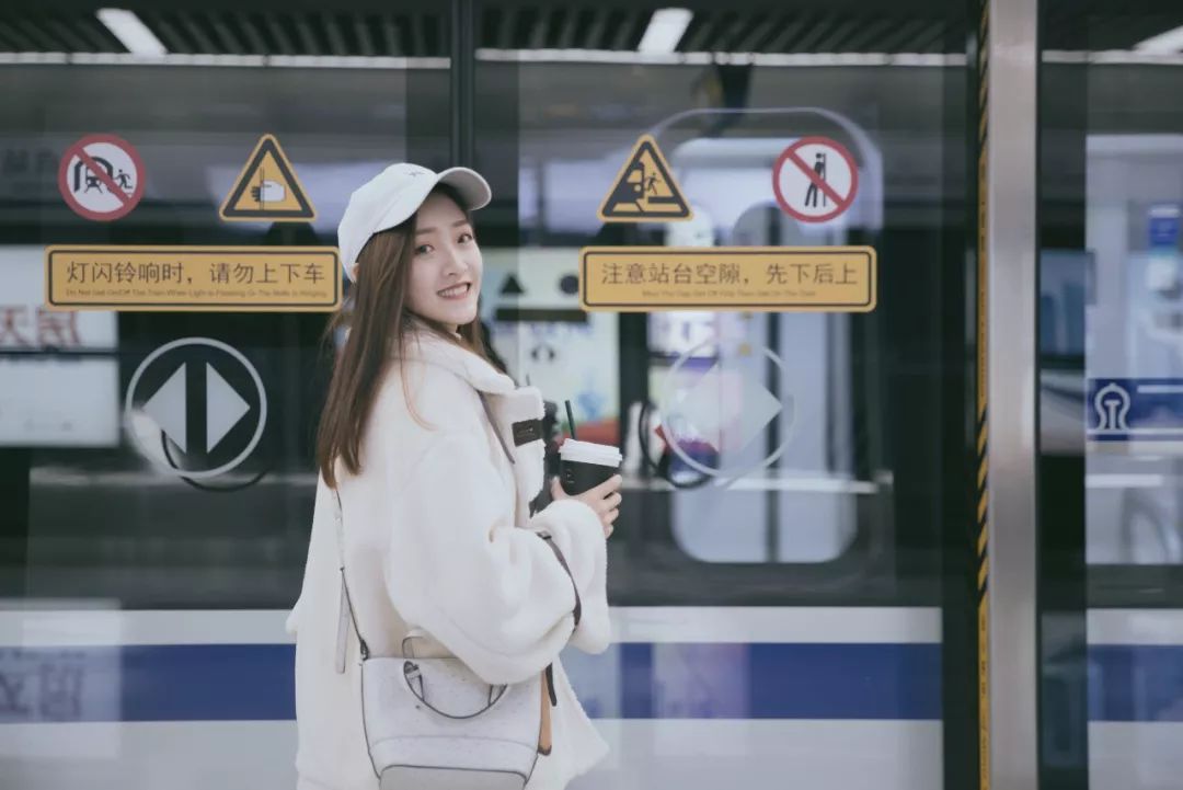 @所有人!请收下这份3号线自拍指南_车站