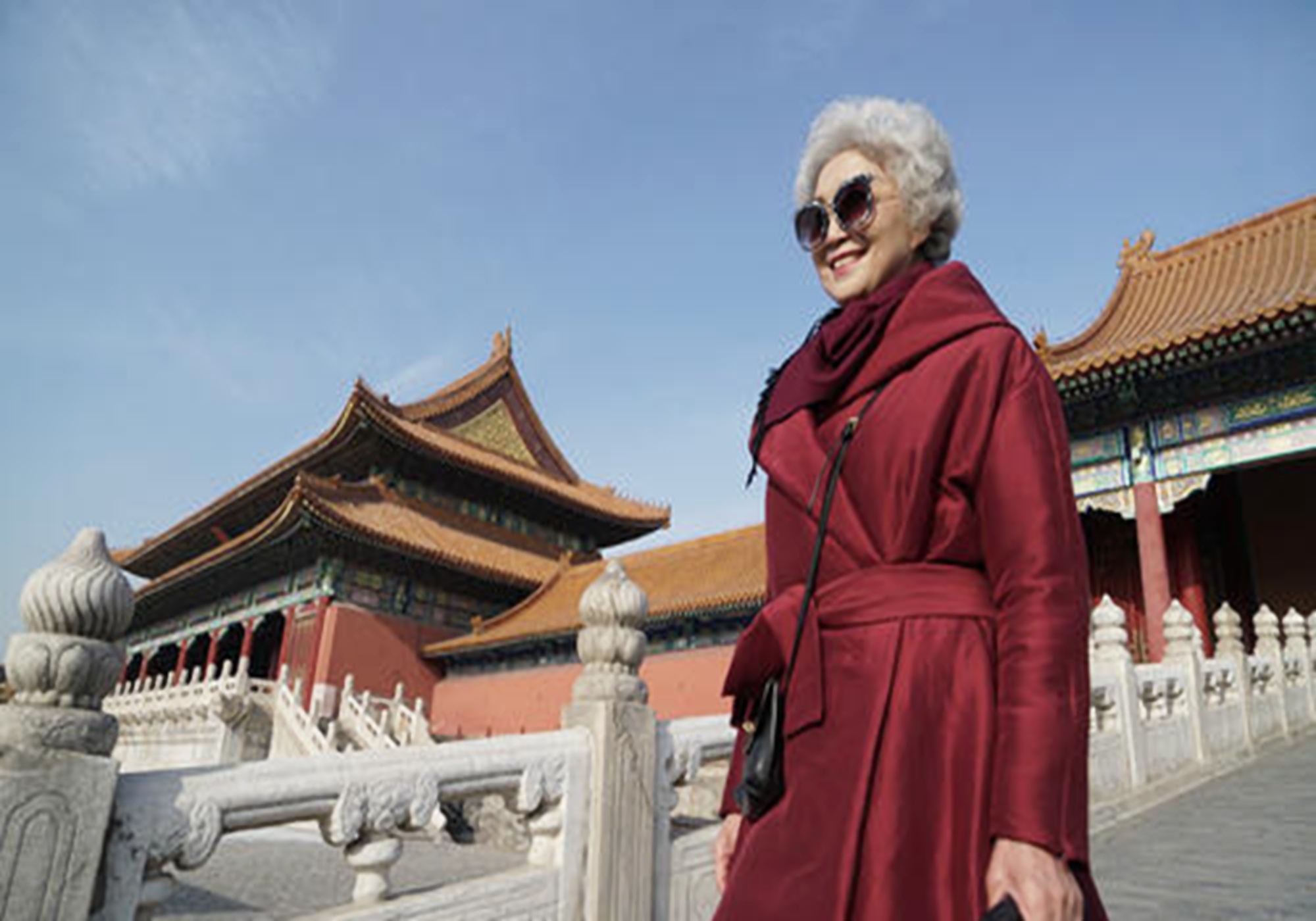 原创为啥冻龄姥姥越来越多原因显而易见和养女的关系极大