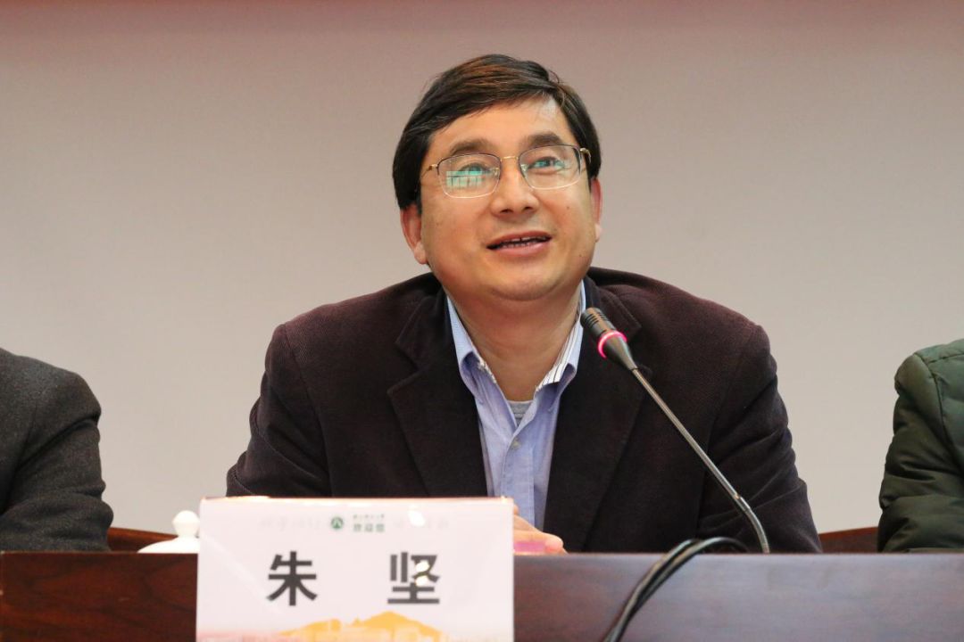 朱坚代表浙江师范大学对雷永金先生捐资助学浙师研究生的善举表示感谢