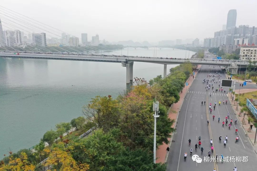 低碳,环保的绿色理念,为业主家人和柳州市民创造更好的生活环境与氛围