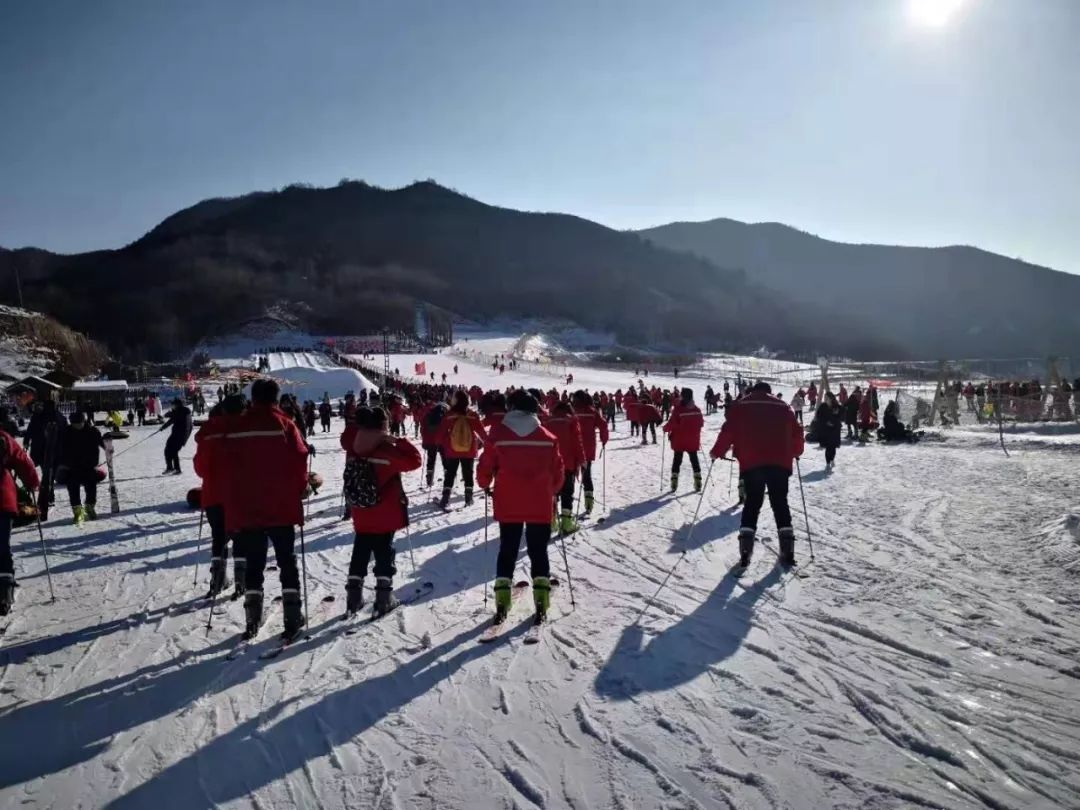 离石千年里景区滑雪场图片