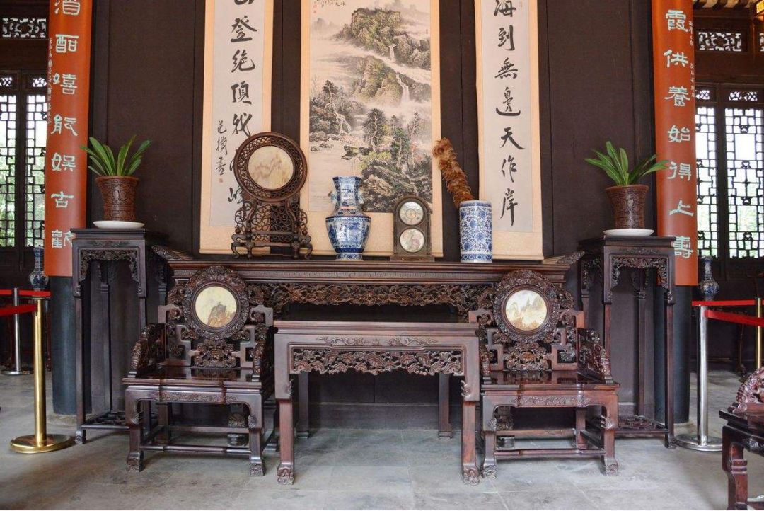 为什么说中堂是最庄严神圣的家具