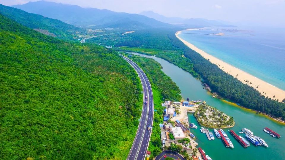 【环岛】1823公里长的海岸线,888公里环岛旅游公路,这里是自驾游的