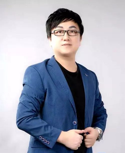 彭泽又一名实力派歌手诞生,广东举办32场巡回演唱会_刘晓龙