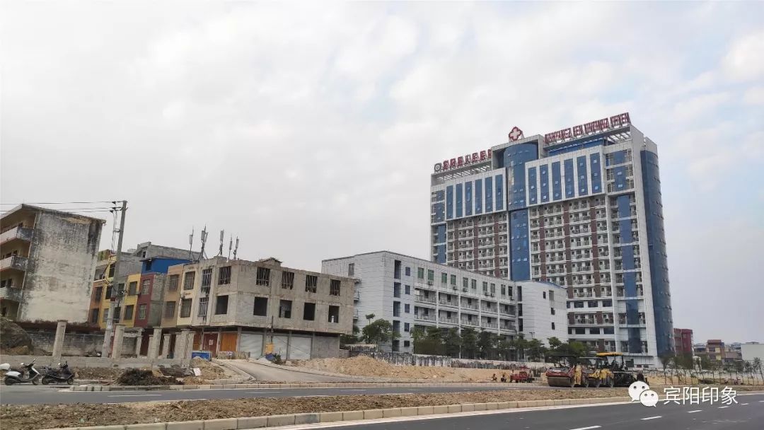 经过宾州二中和县人民医院,通车之后,将极大缓解新宾的交通压力