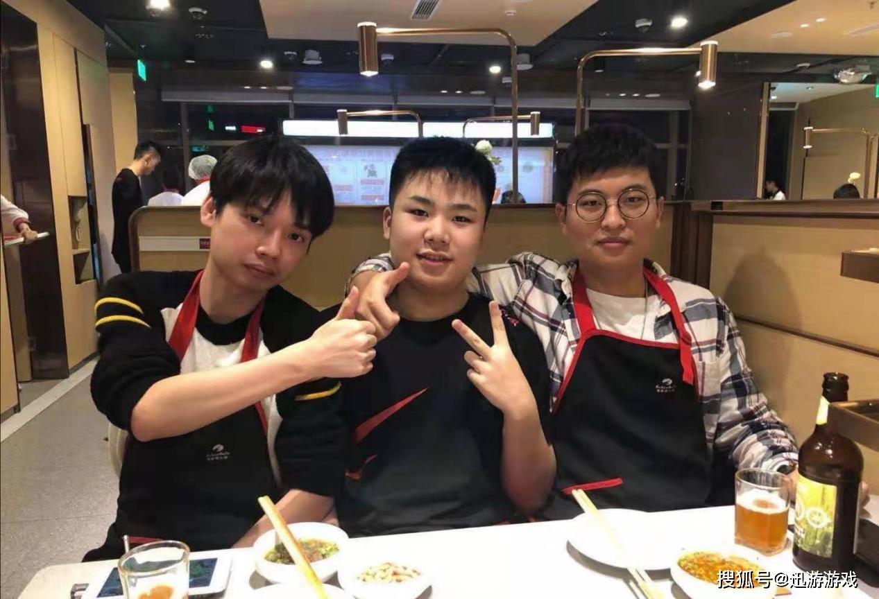 王者荣耀:张角教练随和儒雅?ag粉丝集体回应,真的看不出来!