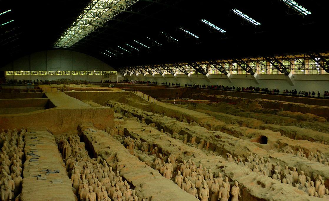 秦始皇陵又挖出罕见宝贝,出土大型金骆驼,它是从哪来的?