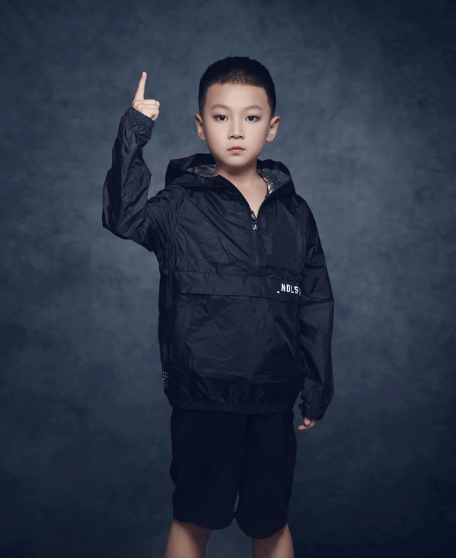 春晚早爆料大势童星刘沛林受邀录制河南台少儿跨年春晚