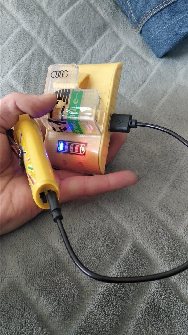 自制夜钓上饵灯,小巧方便不惊鱼